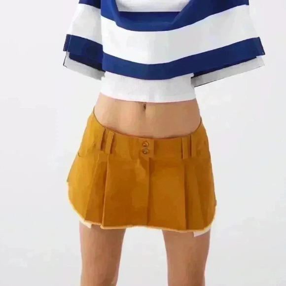 Urban Outfitters BDG Pleated Low Rise Micro Skirt Tan Brown Preppy Academia - Picture 2 of 16